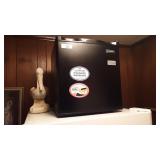 EUHOMY Mini Fridge/Freezer Model #MF-1.1-H