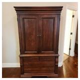Armoire / Entertainment Center