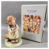 Goebel Hummel 'Bust Student' #367 Figurine w/