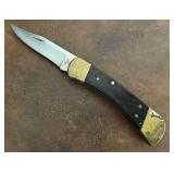 Buck 110 Walnut & Brass Lockback Hunting Knife