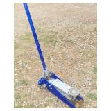 LIGHT WEIGHT FLOOR JACK UNKNOWN CAPACITY