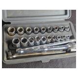Craftsman 3/8' Socket Set SAE & Metric