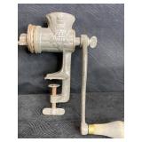 E. C. SIMMONS KEEN KUTTER HAND GRINDER #KK10