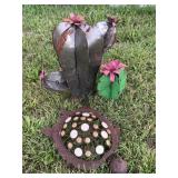 METAL ART TURTLE W/2 SMALL CACTUS