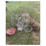 GROUP METAL PLANT STANDS, PLANTERS & BASKETS