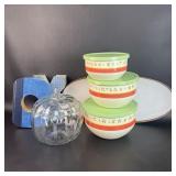 Miscellaneous Household Decor w/ Kitchen Items
