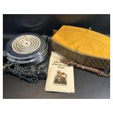 Vintage Kitchen Appliances, Bun Warmer & Hot