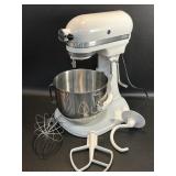 KitchenAid Heavy Duty Bowl-Lift 5 Qy Mixer w/