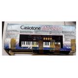 VTG Casio MT-220 Key Board, Uses Batteries &