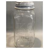 VINTAGE KC FINEST QUALITY MASON QT. JAR SQUARE