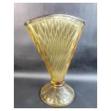 VTG LE Smith ROMANESQUE AMBER FAN VASE DEPRESSION
