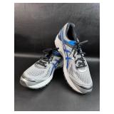Osaics Tennis Shoes 12D Gently Worn