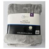 New Mainstays Plush King Size Blanket