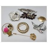 Vtg Brooches