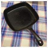 Griswold Cast Iron Square 9 1/2" Skillet