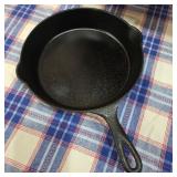 Early Griswold "Erie" Cast Iron #8 Skillet