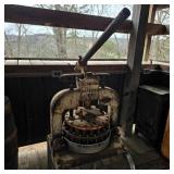 Antique Dutchess Bakers