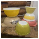 Lot of Vintage Pyrex Bowls