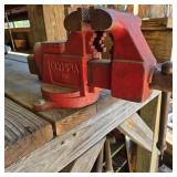 Red Olympia 5" Swivel Vise (South Entrance)