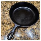 Made in USA Cast Iron #7 Skillet
