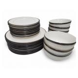 23pc Stoneware Dish Set