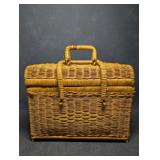 Vtg 1980s Wicker Picnic Basket Woven Rattan