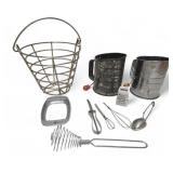 Vtg Kitchenware Sifters Basket French Fry Cutter