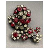 VINTAGE RED & CLEAR CRYSTAL FLORAL BROOCH AUSTRIA