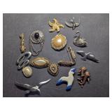 Vintage Costume Jewelry Brooch Coll