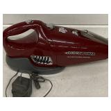 RECHARGEABLE DIRT DEVIL QUICK POWER VACUUM