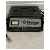 SCHUMACHER 10 AMP BATTERY CHARGER