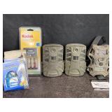 3 GAME CAMERAS, 2 BULLET LINE FM AUTO SCAN RADIOS