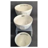 3 Pc NOS Nesting Bowl Set
