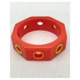 VINTAGE BAKELITE PORTHOLE BANGLE BRACELET