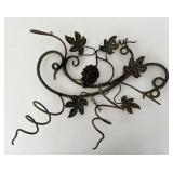 Metal Grapevine Wall Decor Wine Bottle Holder