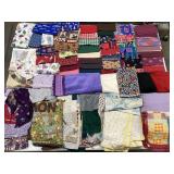 BOX LOT SEWING MATERIAL & QUILT PROJECTS 26 LBS.