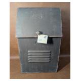 Vintage Style Wall Mounted Mailbox