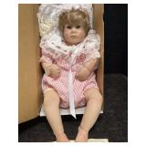 GOOD-KRUGER DOLL HUG BUG GIRL THE VINYL