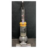 DYSON BALL VACUUM WORKING USED