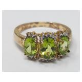 Sterling Silver Peridot & Clear Stone Ring