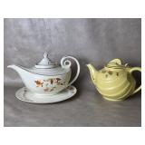 Hall's Superior Autumn Leaf Aladdin Teapot ,