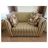 Sealy Loveseat Hide a Bed