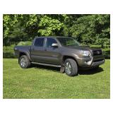 2012 Toyota Tacoma Sport V6 Auto 4x4 Clean