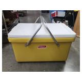 Vtg Coleman Cooler Double Metal Handles