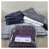 CLOTH NAPKINS, TABLE CLOTHS & PLACEMATS
