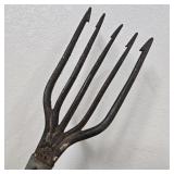 5 Tine Iron Gig