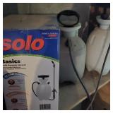 Pressure Sprayer Lot