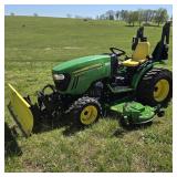 John Deere 2032R Compact Utility Tractor