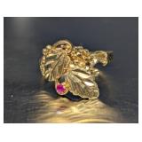14K Yellow Gold Floral Motif Ring