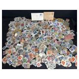 LARGE GROUP OF POSTAGE STAMPS